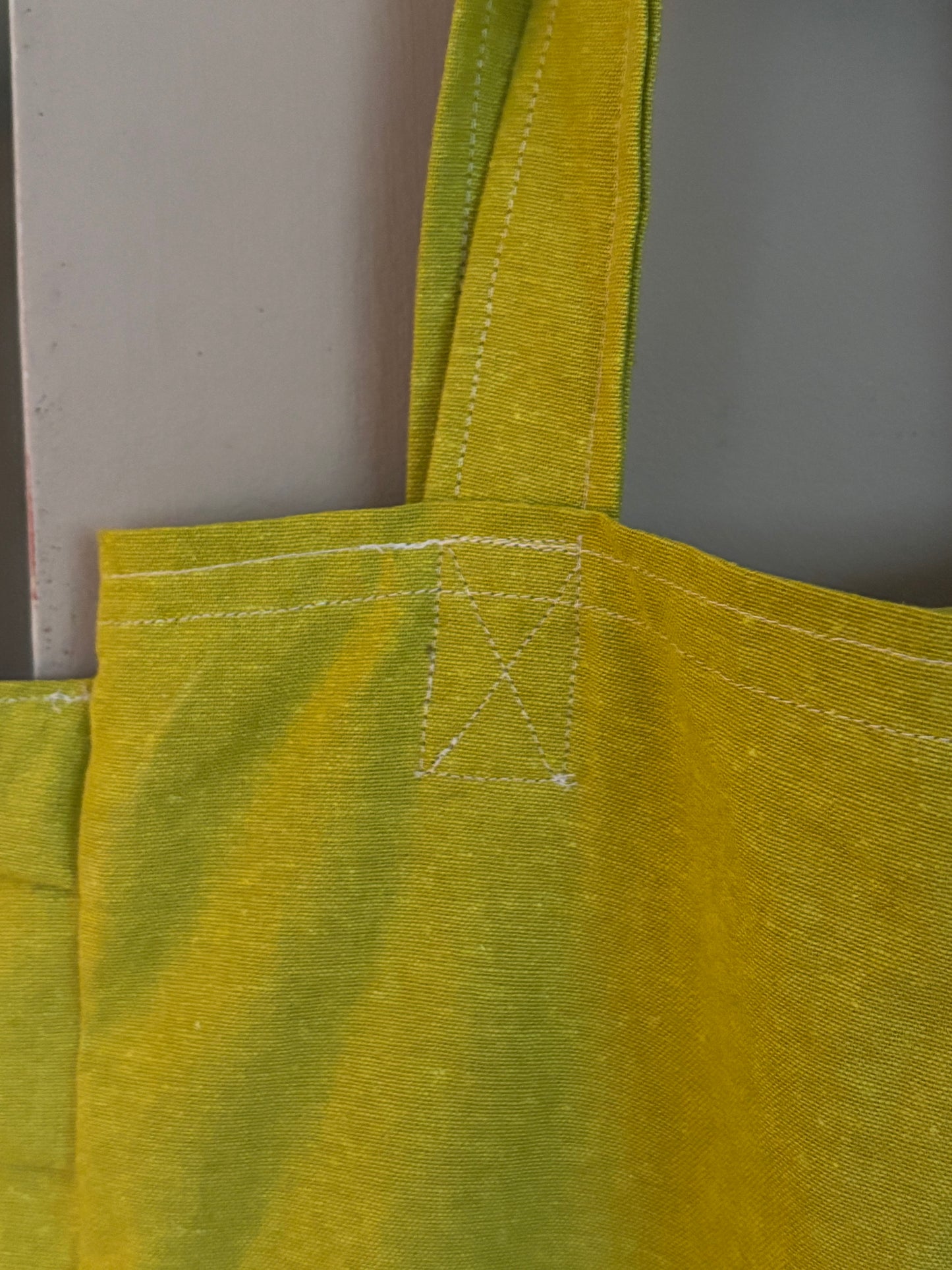Green Ruffle Shopping Tote
