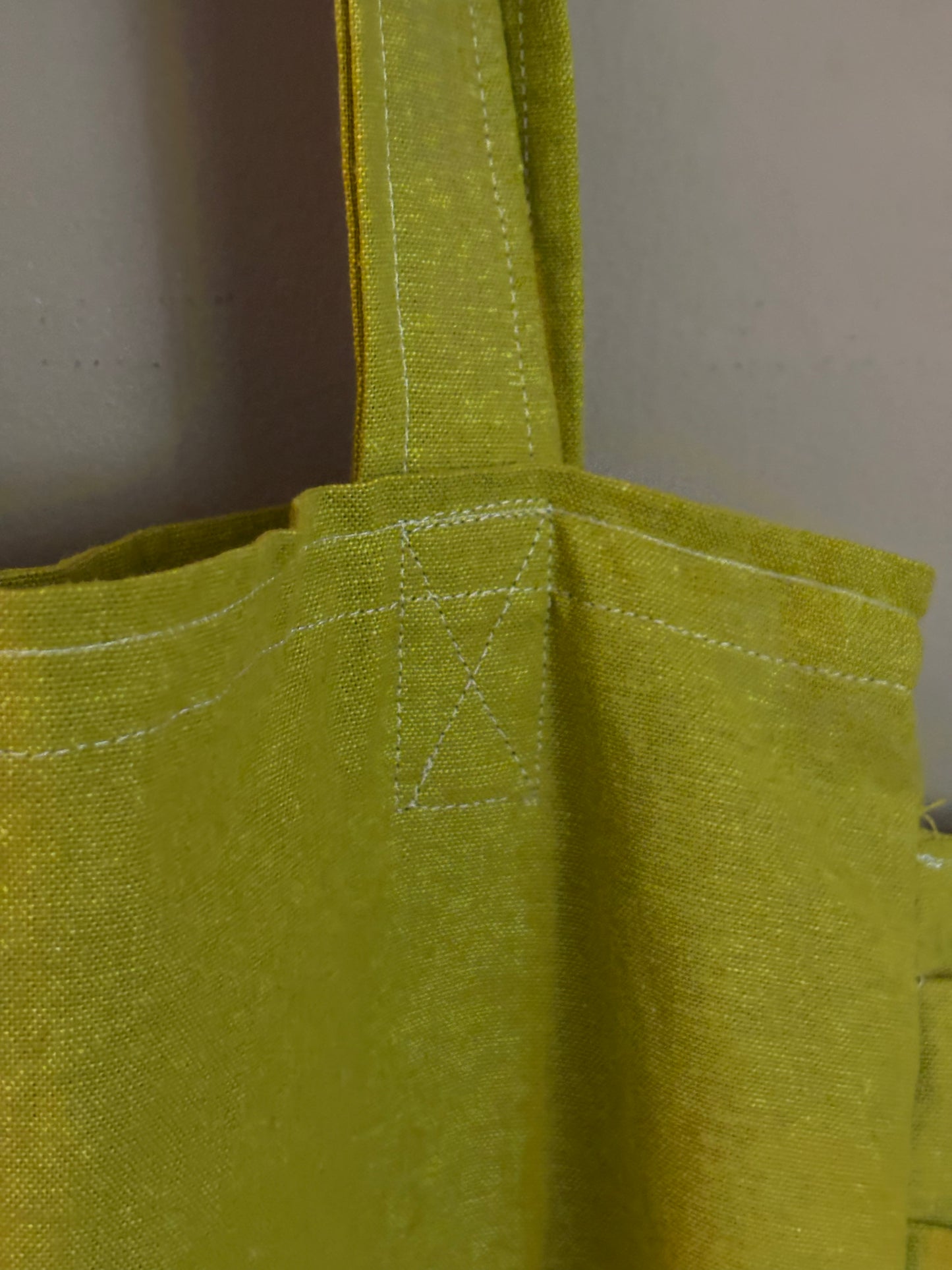 Green Ruffle Shopping Tote