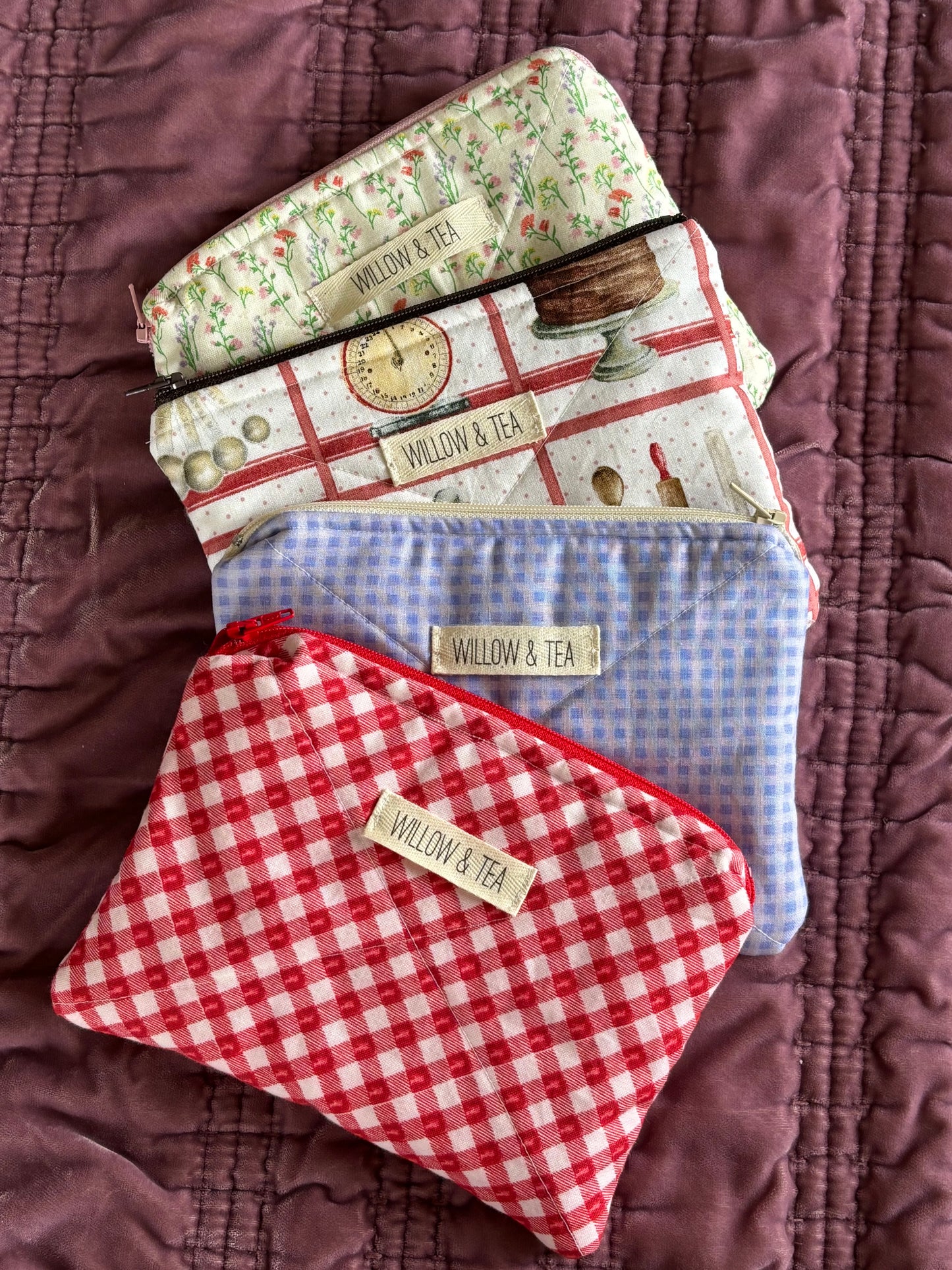 Red gingham Flat Pouch