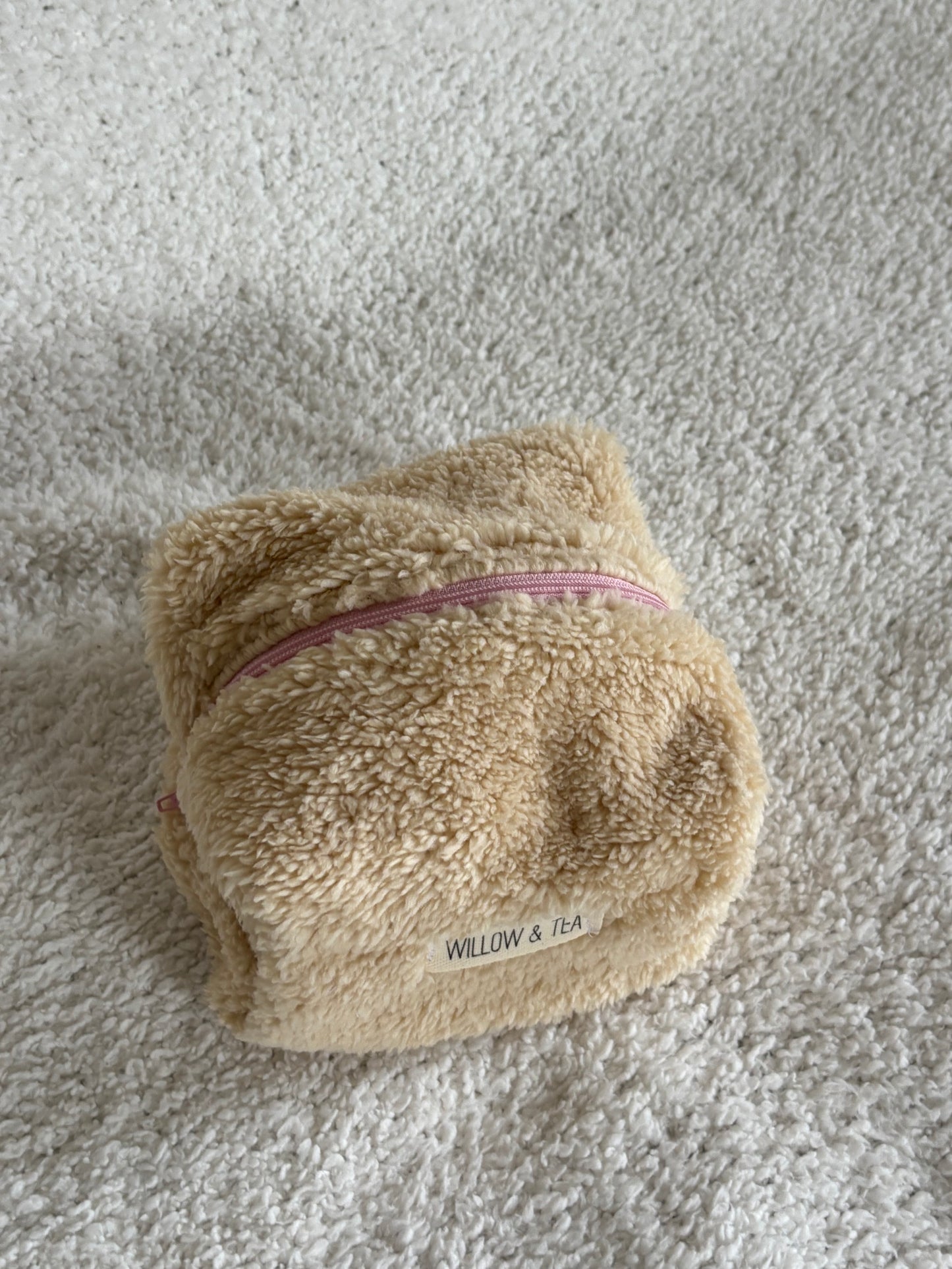 Sherpa Boxy Pouch