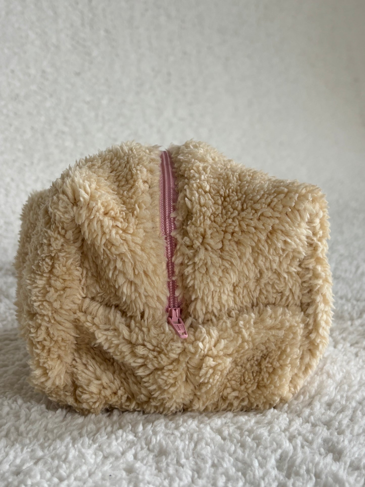 Sherpa Boxy Pouch